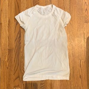 Lululemon Swiftly Tech Short Sleeve Crew